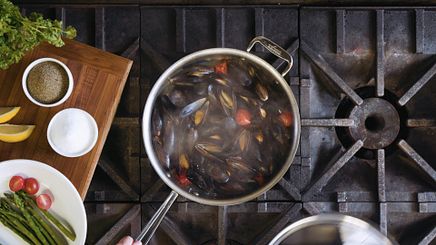 Pot of Food 03