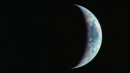 Earth 2